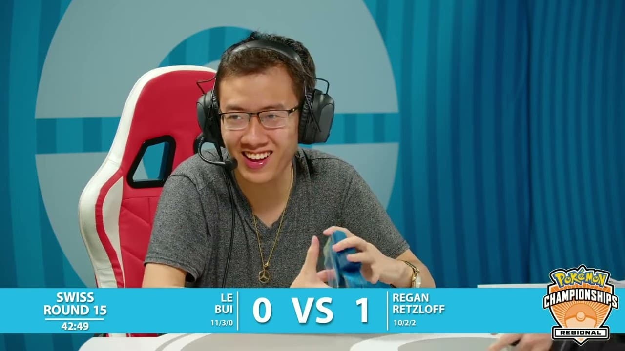 Clean match-start frame for Le Bui versus Regan Retzloff