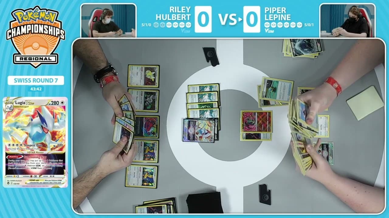 Clean match-start frame for Piper Lepine versus Riley Hulbert