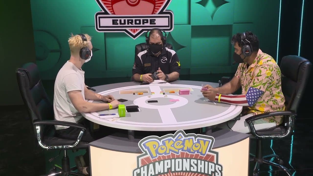 Clean match-start frame for Daniel Lynch versus Rahul Reddy