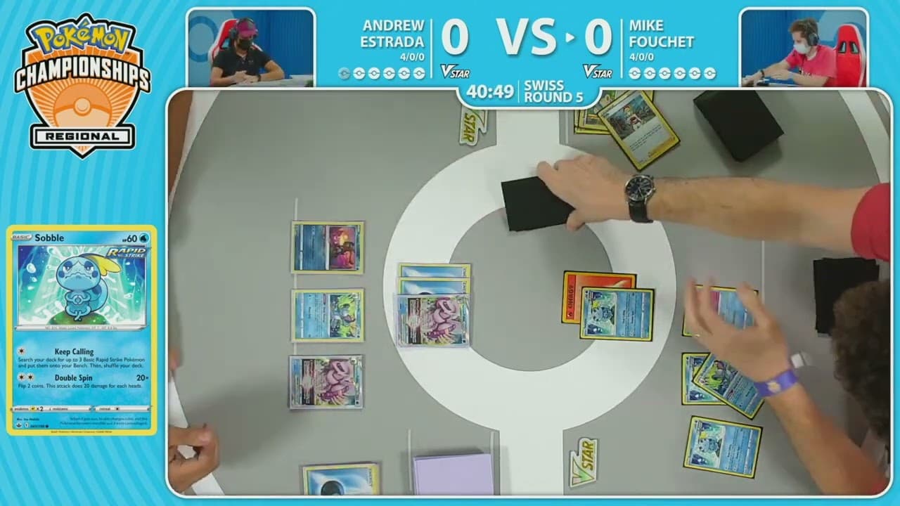 Clean match-start frame for Andrew Estrada versus Mike Fouchet