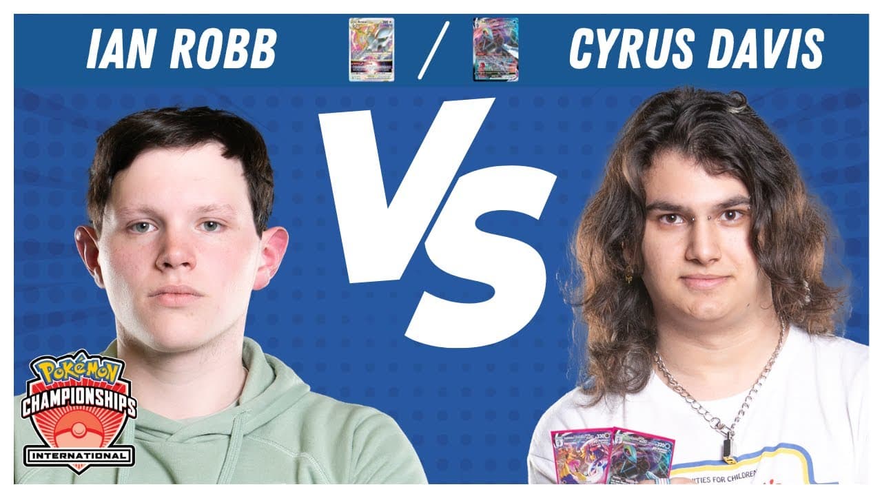 Clean match-start frame for Ian Robb versus Cyrus Davis
