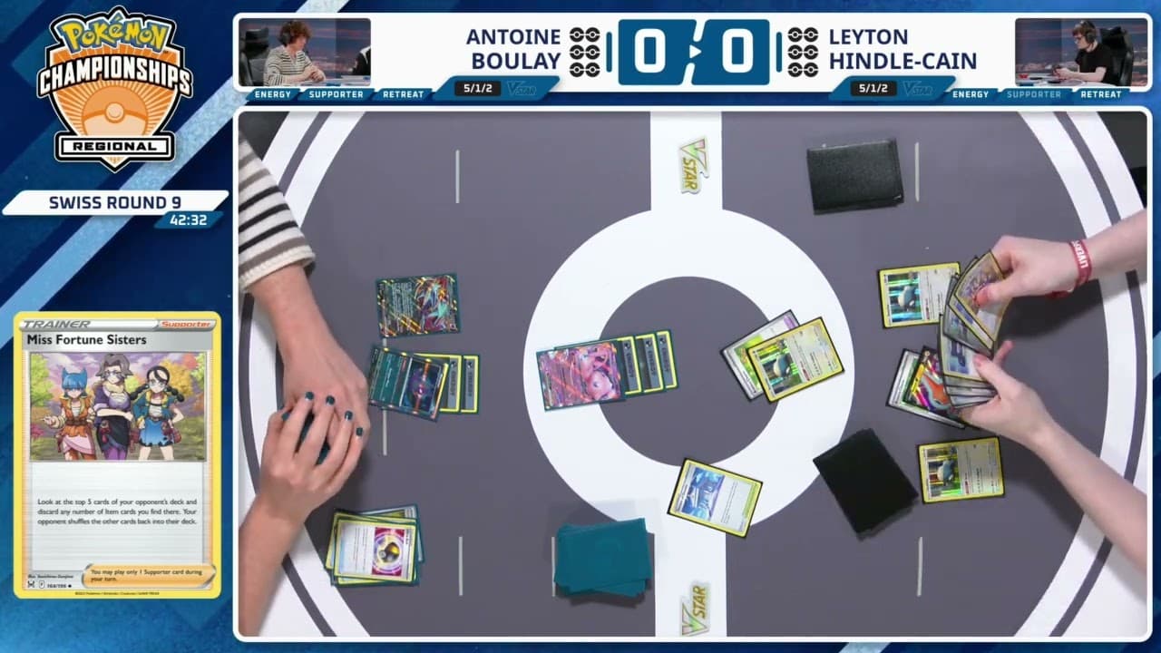 Clean match-start frame for Antoine Boulay versus Leyton Hindle-Cain