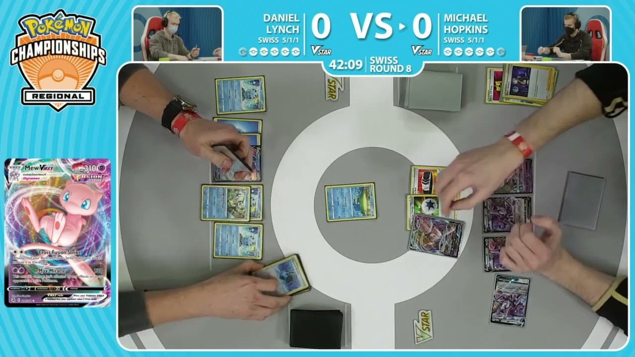 Clean match-start frame for Daniel Lynch versus Michael Hopkins